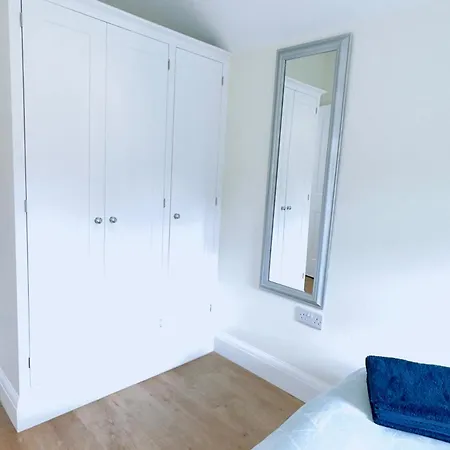 Apartment 25' Refurb Private - Wimbledon Lhraccess Sutton (Greater London)