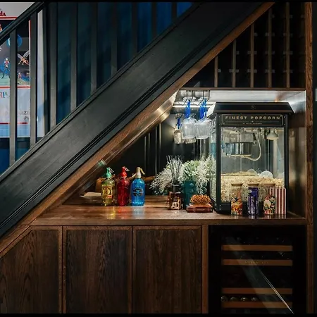 The Players Lounge Villa