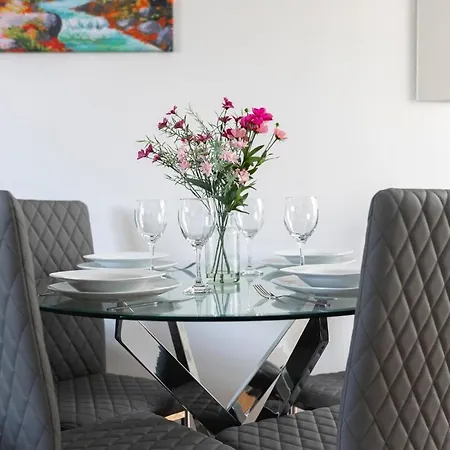 Spacious And Cozy 4bed In With Garden & Wifi & Parking Enfield