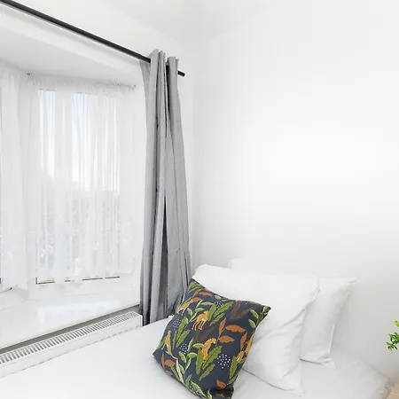 Spacious And Cozy 4bed In With Garden & Wifi & Parking * Enfield