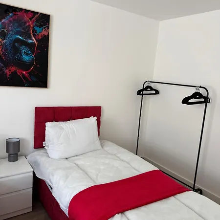 Apartment Urban And Trendy Stratford Sleeps 8 Free Parking Wifi *
