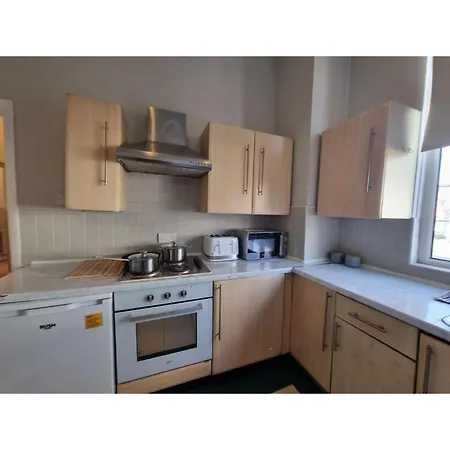 A1-1 Bed Ground Floor Flat In Elephant Castle *