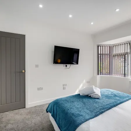 Newly Converted 3bdr 1ba In Apartamento