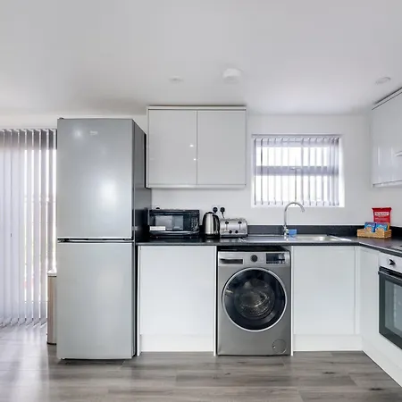 Newly Converted 3bdr 1ba In Apartamento *
