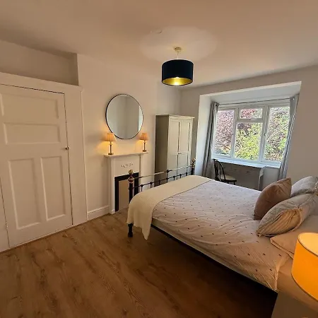 Apartment Lovely 4 Bedroom House In Southfields Near Wimbledon London