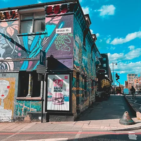 Cozy Luxury Near Ldn! London