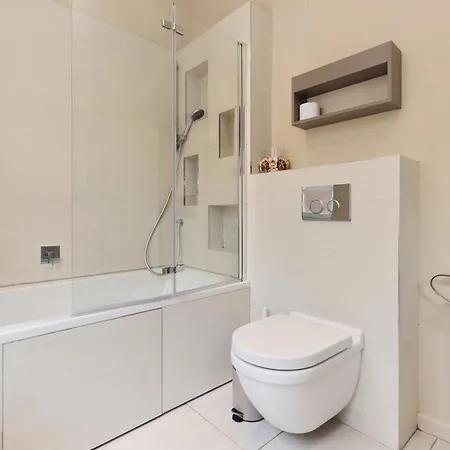 The Hampstead Hideaway