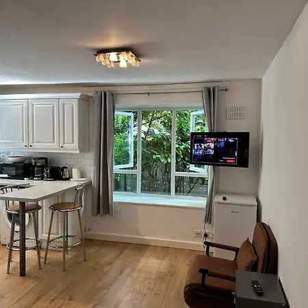 Close To Excel Centre * London