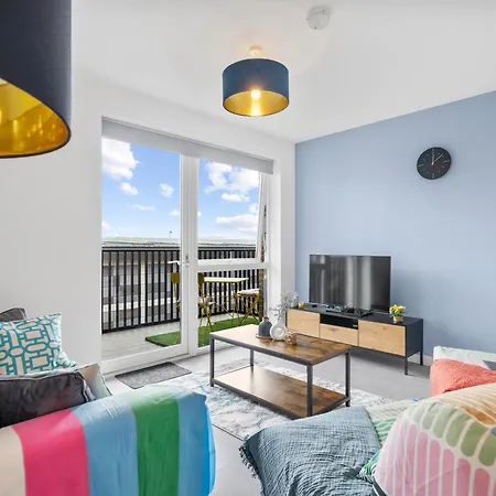 Stylish 1br Flat In 4 Guests-5 Min To Heathrow#20 Min To London Apartamento Hayes (Greater London)