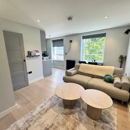 Apartment 5 Min Walk To Oxford Street *