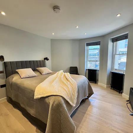 Apartment 5 Min Walk To Oxford Street London