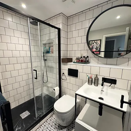5 Min Walk To Oxford Street Apartment London