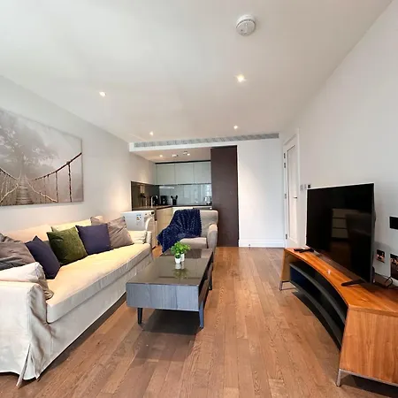 2 Bed Flat Big Ben View アパート ロンドン