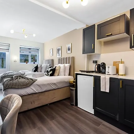 The Wanderer's Nest, Sleek Near It 1a Appartement Londres