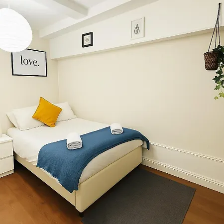Apartment New! 2-bed In Brick Lane Free Wi-fi *