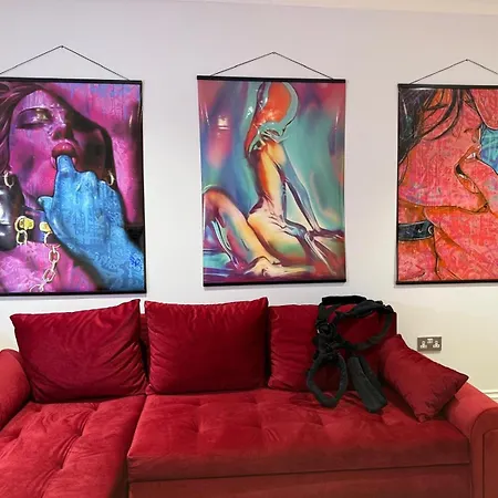 Apartment Luxury Duplex With Hot Tub London