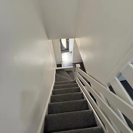 Holiday home Close Airport- Petok - Free Parking London