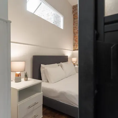 Modern 1 Bedroom In Shoreditch * Londen
