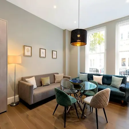 Collingham Road - 2 Bedroom I Londra