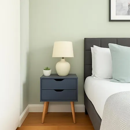 Comfortable West Near Acton Town Station London