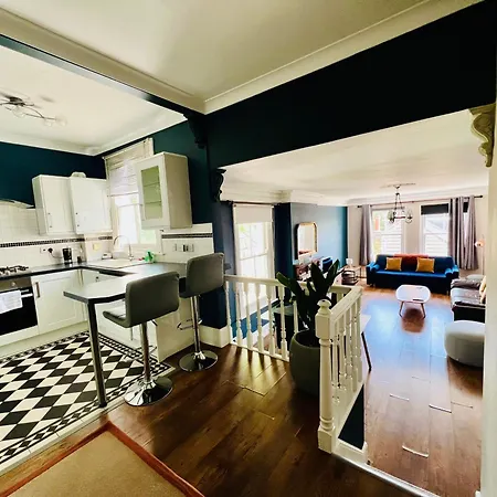Apartment Richmond Charm Cozy