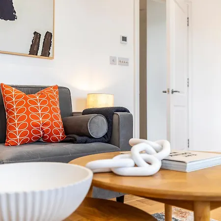 The Fulham Residences By Relay Apartment