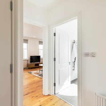 The Fulham Residences By Relay *