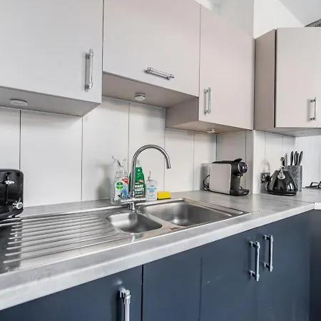 Amazing One Bed Flat Wimbledon *