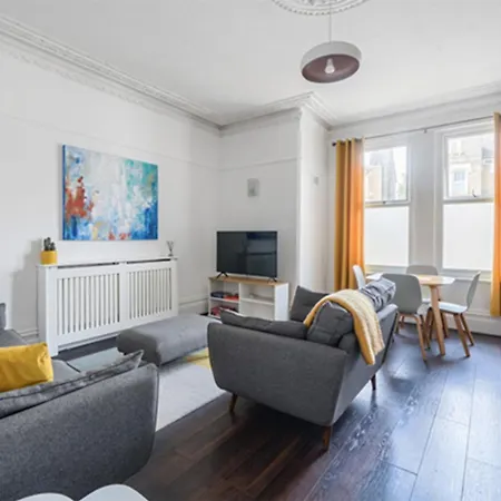 Apartment The Den Croydon