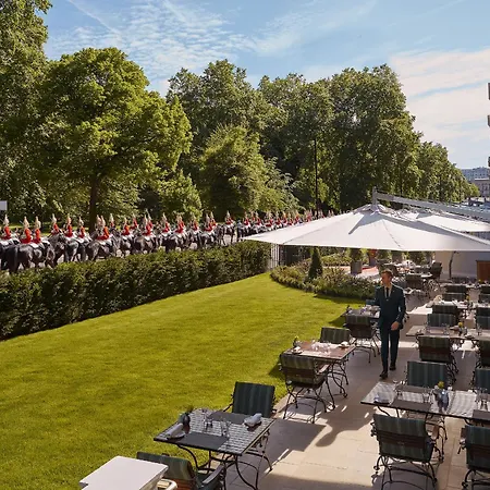 Mandarin Oriental Hyde Park, Hotell