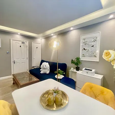 Stylish, Fully Equipped Beside Hyde Park *