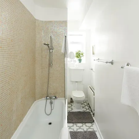 New Sleek 2bd Flat Oxford Street/soho/fitzrovia Londen