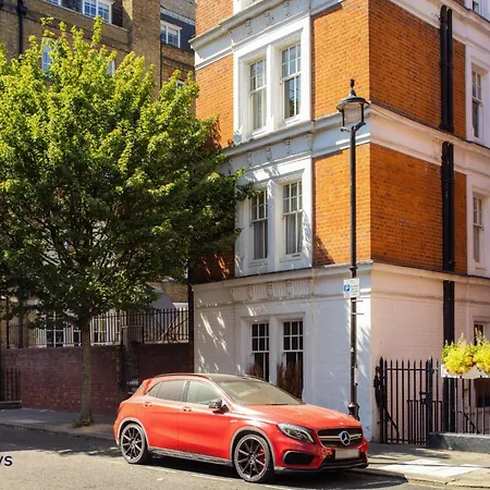 5 Mins Walk To Selfridges, Mayfair Retreat Apartment *