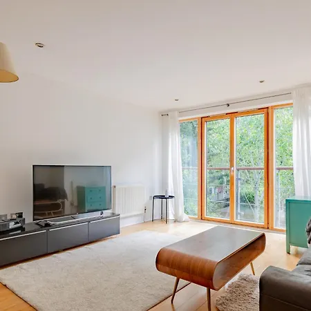 Apartment Stylish 1bd Flat In Gated Community Clapham