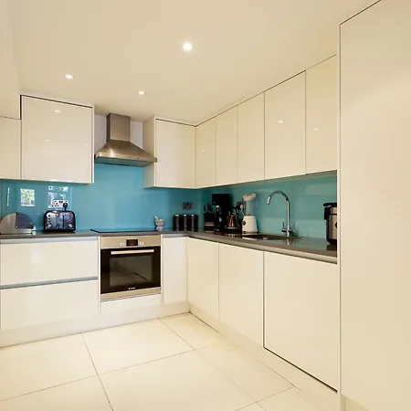 Apartment Veeve - The Fulham Garden Maisonette *