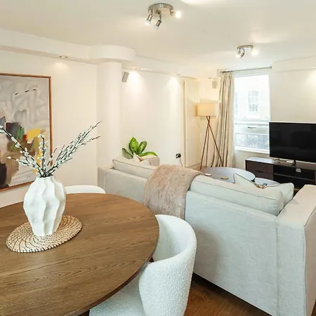 Stylish 3bd Flat In Prime Covent Garden Location