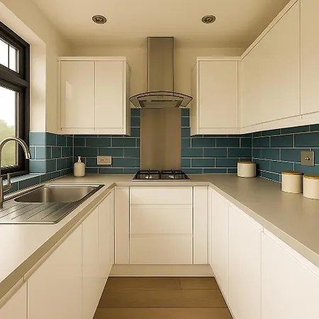 Apartment Modern With With Garden & Shared Kitchen In Ealing London