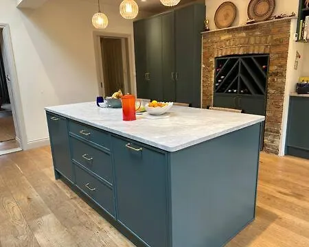 Stylish Family Holiday home London