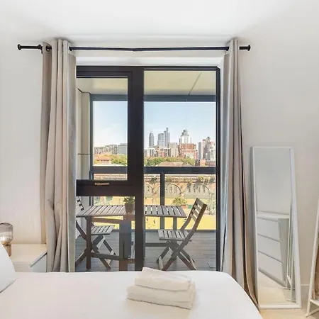 Apartment Guestready - Battersea Retreat With Balcony London