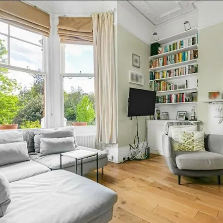 Beautiful Flat In Front Of A Park Baby Friendly Apartment *