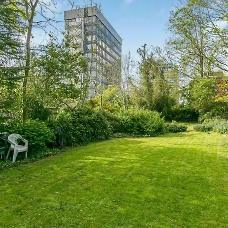 Apartment Beautiful Flat In Front Of A Park Baby Friendly *