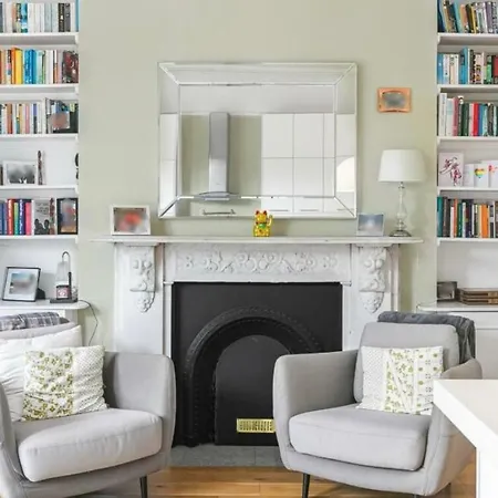 Beautiful Flat In Front Of A Park Baby Friendly Apartment