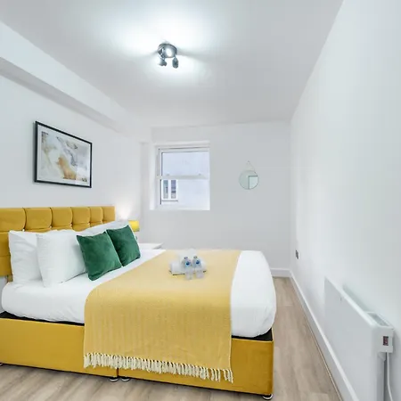 Urban And Trendy Stratford Sleeps 8 Free Parking Wifi * London