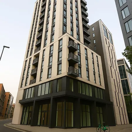 Modern Riverside Living On Black Road * London