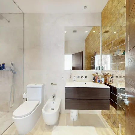 Luxury Richmond Flat Next To Richmond Park