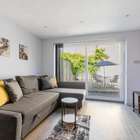 Amazing 2br Flat By Clapham Common With Garden