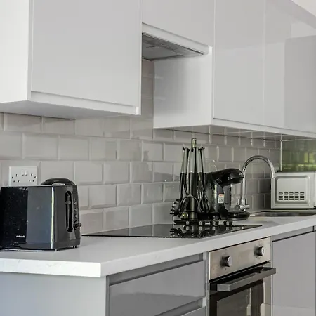 Amazing 2br Flat By Clapham Common With Garden * London