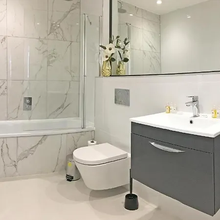 아파트 Stylish 3-bed Luxury In Oxford Circus *
