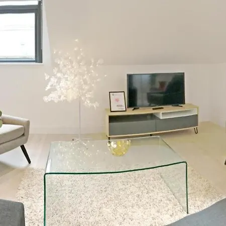 Stylish 3-bed Luxury In Oxford Circus 아파트