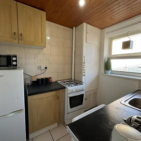 1 Bedroom Beautiful Flat In Whitechapel, Apartment London